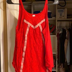lace front tank top